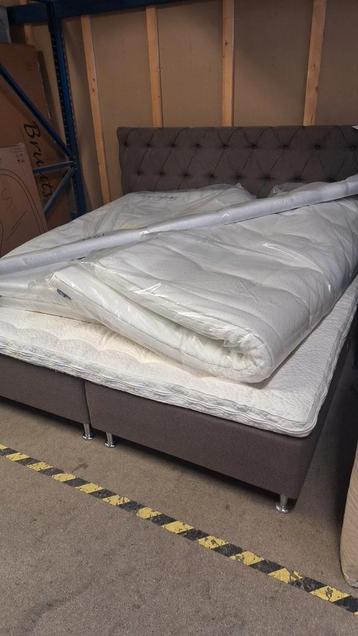 Boxspring sale nieuw 180x200cm beschikbaar voor biedingen