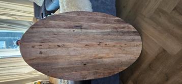 Salontafel ovaal beschikbaar voor biedingen