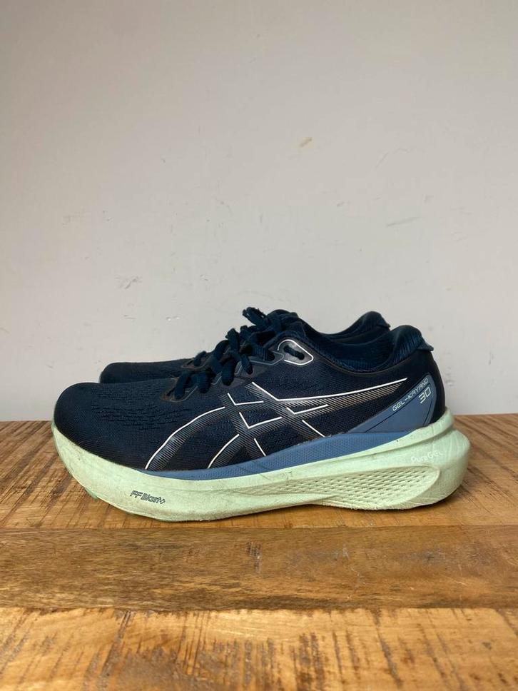 Asics Gel Kayano 30 running sport schoenen Loopschoenen 39, Sport en Fitness, Loopsport en Atletiek, Zo goed als nieuw, Hardloopschoenen