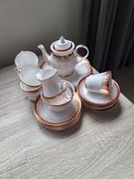 Royal grafton thee service, Huis en Inrichting, Keuken | Servies, Ophalen of Verzenden, Zo goed als nieuw, Overige stijlen, Kop(pen) en/of Schotel(s)