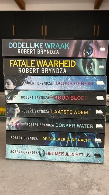 Robert Bryndza - Erika Foster Serie (7 Boeken) beschikbaar voor biedingen