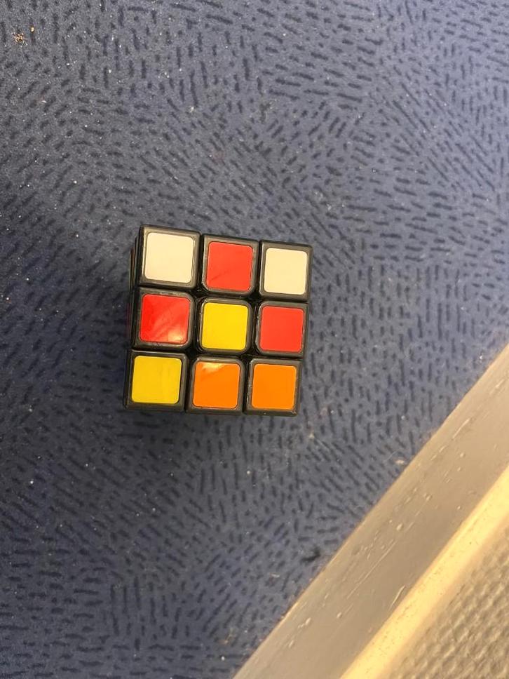 Rubiks zo goed als nieuw!, Hobby en Vrije tijd, Denksport en Puzzels, Zo goed als nieuw, Rubik's of 3D-puzzel, Minder dan 500 stukjes