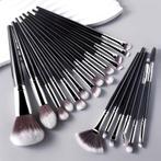 Kwastenset nieuw 20 stuks make up kwasten nieuw!, Ophalen of Verzenden, Nieuw, Zwart, Gehele gezicht