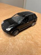 Porsche Cayenne Turbo Schaalmodel (beschadigd), Hobby en Vrije tijd, Modelauto's | 1:18, Ophalen of Verzenden, Gebruikt, Auto