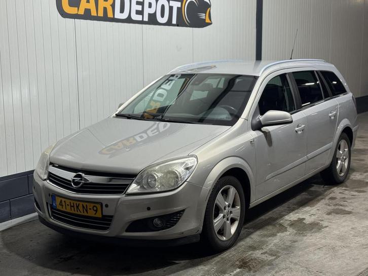 Opel Astra Wagon 1.9 CDTi Executive Automaat Trekhaak, Auto's, Opel, Bedrijf, Te koop, Astra, Airbags, Airconditioning, Alarm