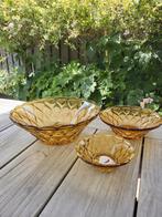 Persglas geel glazen schalenset, Ophalen of Verzenden, Overige stijlen, Glas, Schaal of Schalen