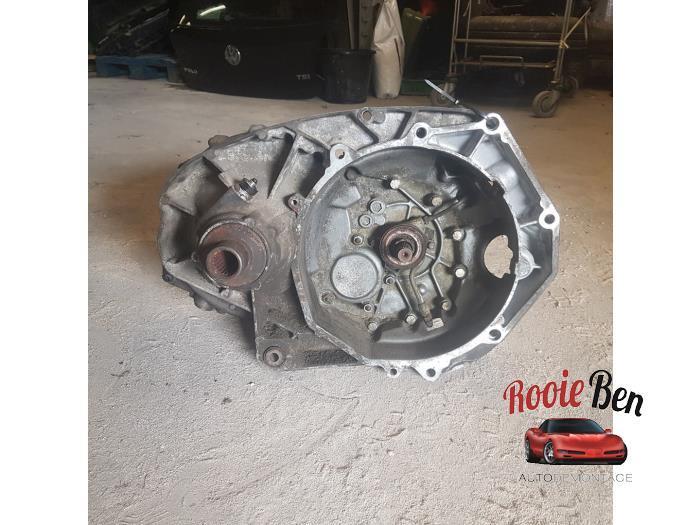 Versnellingsbak van een Volkswagen Transporter, Auto-onderdelen, Transmissie en Toebehoren, Volkswagen, Gebruikt, 3 maanden garantie