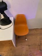 Leuke oranje kinderstoel, Ophalen, Kunststof, Gebruikt, Overige kleuren