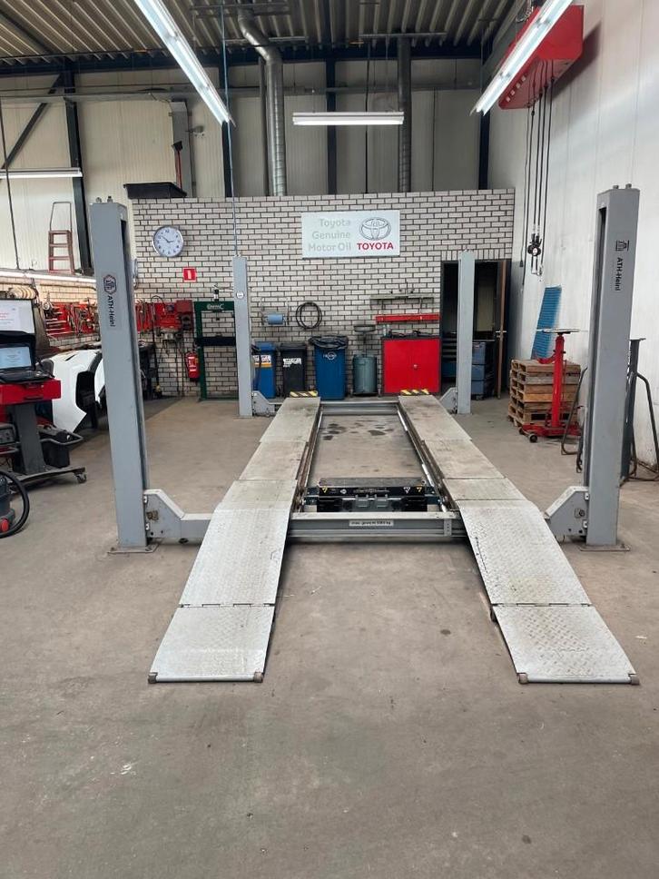 4 koloms hefbrug autobrug ATH 4.55A 5500Kg APK brug RAI keur, Auto diversen, Overige Auto diversen, Ophalen