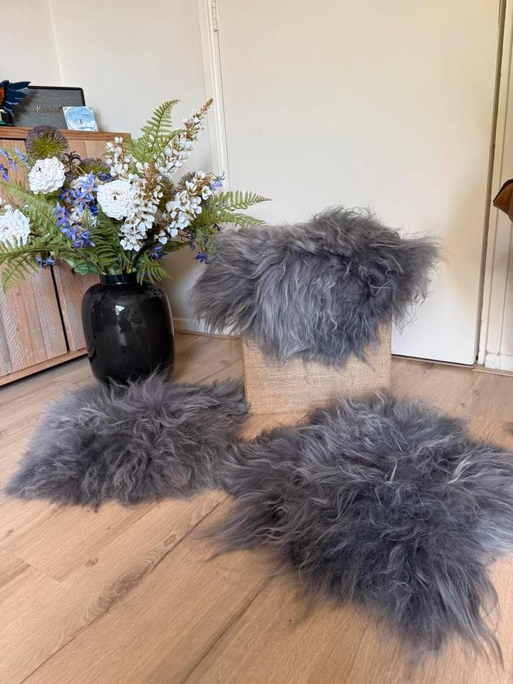 Partij (30 stuks) - 100% originele Ijslandse schapenvachtjes, Huis en Inrichting, Woonaccessoires | Plaids en Woondekens, Nieuw
