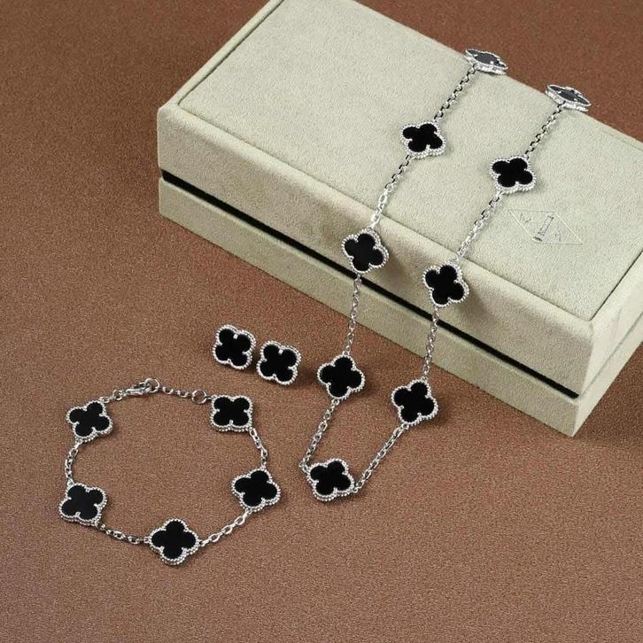 10 klaver Van cleef set 15mm - 18k wit goud, Sieraden, Tassen en Uiterlijk, Oorbellen, Zo goed als nieuw, Goud, Ophalen of Verzenden