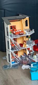 Playmobil woonhuis 3 etages met veel uitbreiding, Ophalen, Zo goed als nieuw