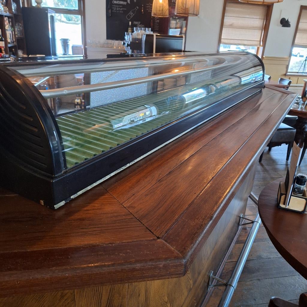 Hoshizaki koelvitrine , HNC 210BE , 210 cm lenght, Gebruikt, Zwart, Ophalen of Verzenden, 200 cm of meer