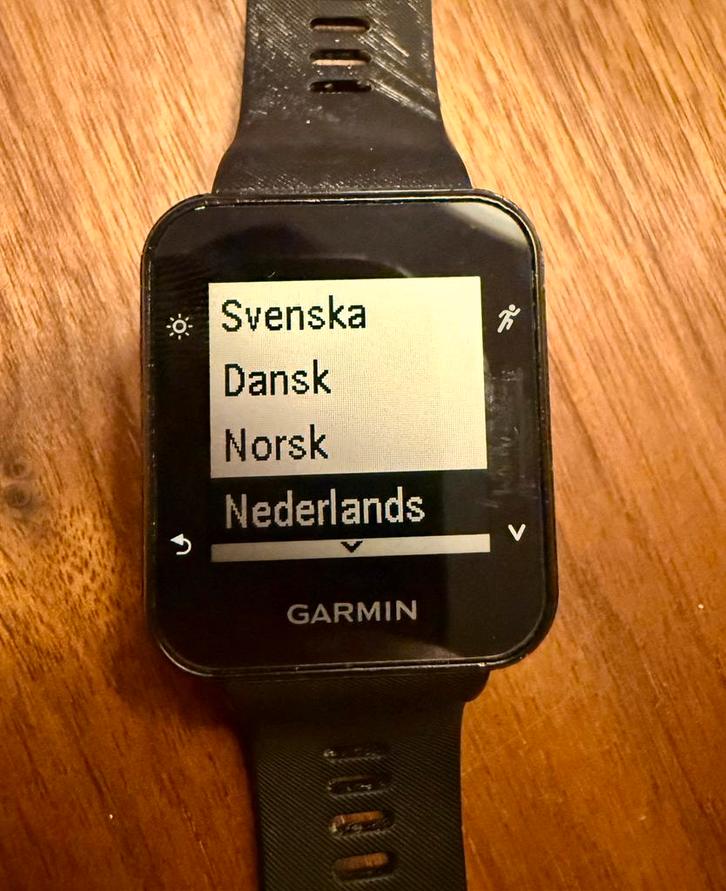 Garmin Forerunner 35, Sieraden, Tassen en Uiterlijk, Sporthorloges, Gebruikt, Android, Zwart, Afstand, Calorieverbanding, GPS