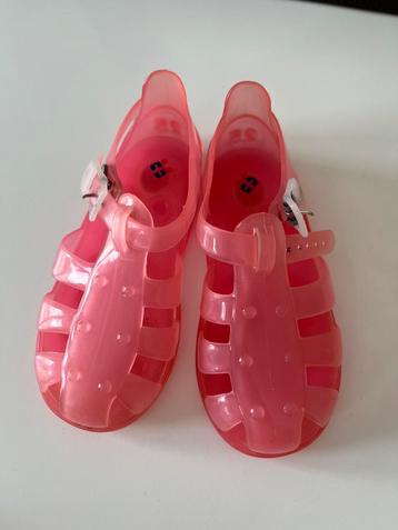 Water shoes size 25 beschikbaar voor biedingen