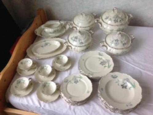 Servies Edelstein Bavaria Maria - Theresia uit 1900-1920, Antiek en Kunst, Antiek | Servies compleet, Ophalen of Verzenden