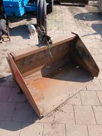 Vicon kunstmeststrooier,     grondbak hefmast boxlift, Ophalen, Grondbewerking