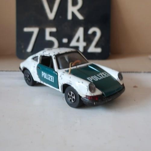 Porsche 911 R Polizei PlayArt schaal 1:25 Hong Kong, Hobby en Vrije tijd, Modelauto's | 1:24, Gebruikt, Auto, Overige merken, Ophalen of Verzenden