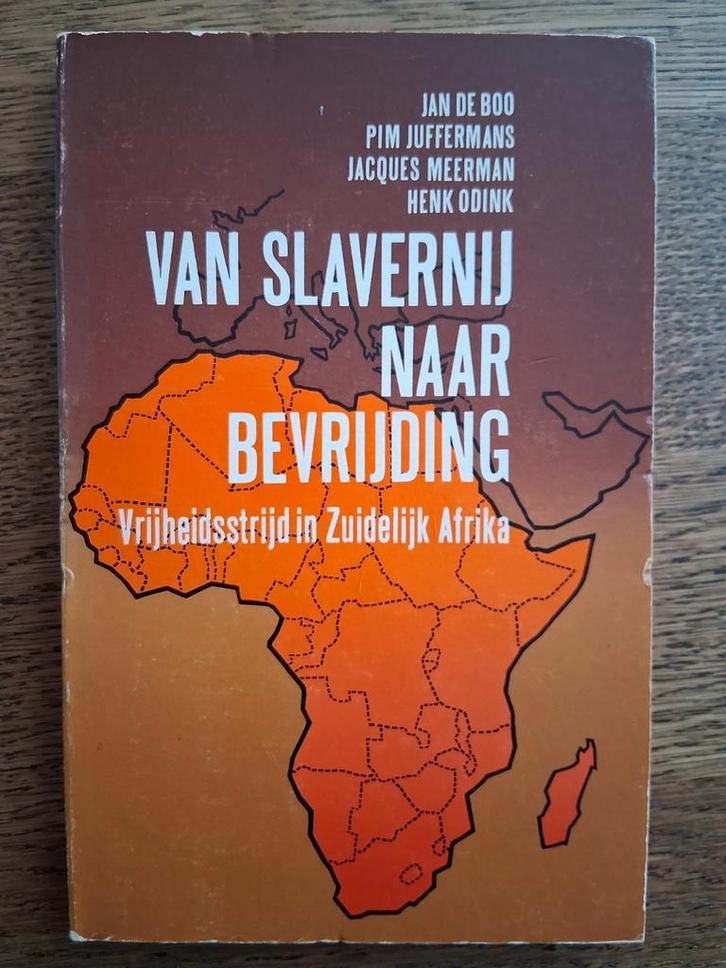 Van slavernij naar bevrijding. Vrijheidsstrijd Zuid. Afrika, Boeken, Geschiedenis | Wereld, Zo goed als nieuw, Afrika, 20e eeuw of later
