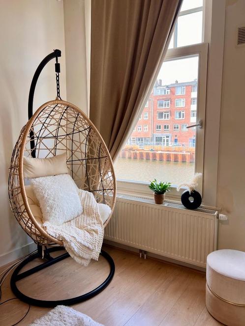 Hanging Egg Chair with Stand Excellent condition, Huis en Inrichting, Stoelen, Zo goed als nieuw, Eén, Metaal, Overige kleuren