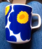 Iittala unikko  beker marimekko, Ophalen of Verzenden, Porselein, Overige stijlen, Kop(pen) en/of Schotel(s)