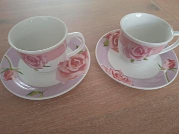 Kop en Schotel Set met Rozen Design beschikbaar voor biedingen