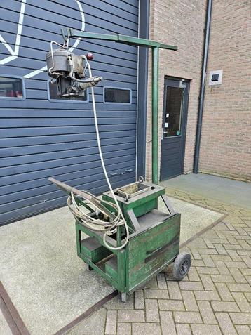 Staalband omsnoering pneumatisch beschikbaar voor biedingen