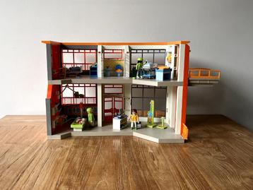 Playmobil City Life 6657 Compleet ingericht kinderziekenhuis beschikbaar voor biedingen