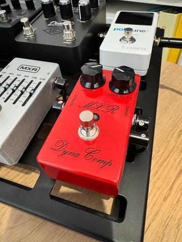 MXR Dyna Comp Script Logo - Compressor Pedaal beschikbaar voor biedingen