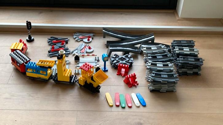 LEGO Duplo trein, Kinderen en Baby's, Speelgoed | Duplo en Lego, Gebruikt, Duplo, Losse stenen, Ophalen of Verzenden