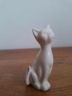 Wit porseleinen witte poes, kat, Verzamelen, Ophalen of Verzenden, Zo goed als nieuw, Dier