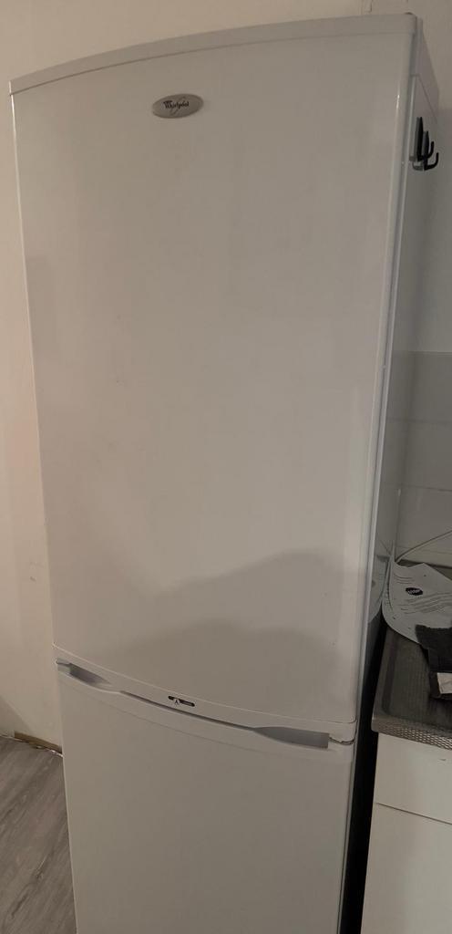 Whirlpool koelkast + vriesvak in goede staat, Energielabel A, Witgoed en Apparatuur, Koelkasten en IJskasten, Gebruikt, Met vriesvak