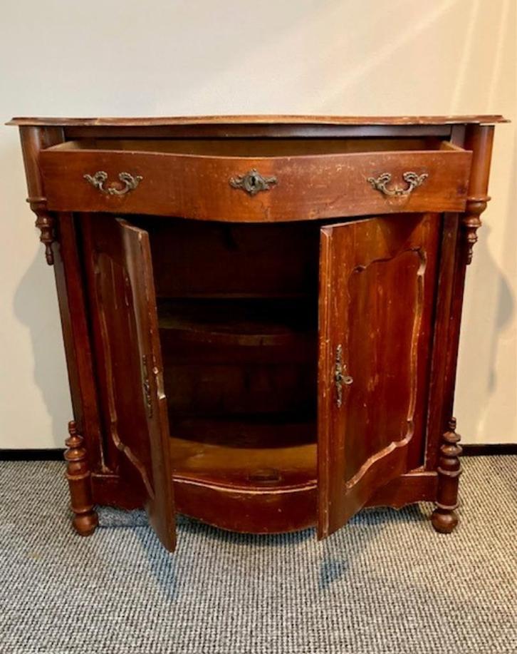 antiek (meiden)kastje en koperen (water)ketel, Antiek en Kunst, Antiek | Meubels | Kasten, Ophalen