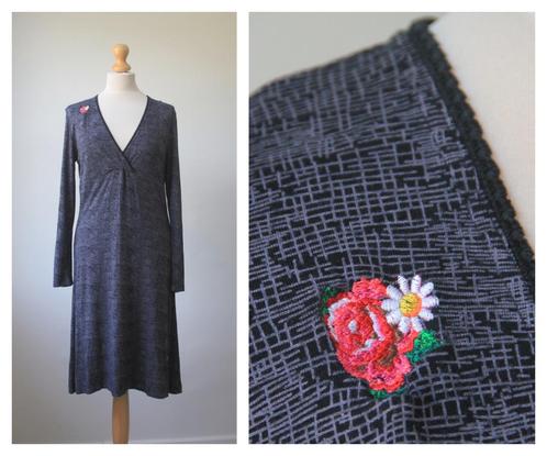 Tante Betsy - mooie jurk / grijs / maat M, Kleding | Dames, Jurken, Zo goed als nieuw, Maat 38/40 (M), Grijs, Knielengte, Verzenden