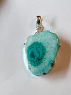 Zilveren hanger met geode agaat, Overige voorstellingen, Nieuw, Met edelsteen, Zilver