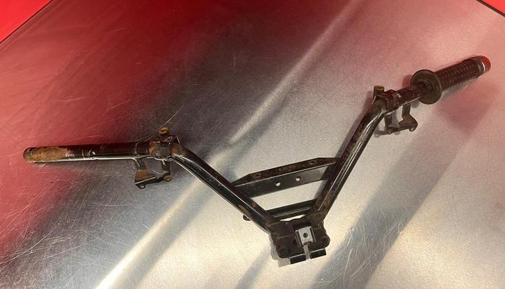 Piaggio MP3 125 / 250 / 300 / 400 / 500 stuur, Motoren, Accessoires | Overige, Zo goed als nieuw, Ophalen of Verzenden