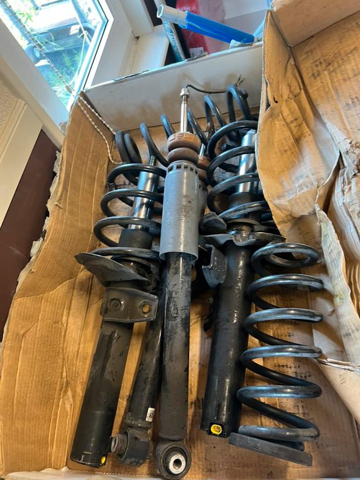 Originele Audi RS3 8V Schokdempers & Veren Set compleet OEM, Auto-onderdelen, Ophanging en Onderstel, Audi, Ophalen