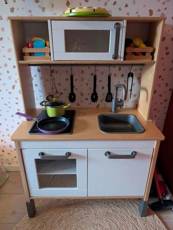 IKEA Speelkeuken met Accessoires beschikbaar voor biedingen