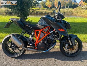 KTM 1290 SUPER DUKE R (bj 2015) beschikbaar voor biedingen