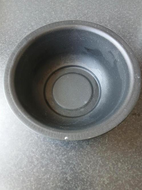 Een lichte ijzeren schaal/ pan etc., Huis en Inrichting, Keuken | Potten en Pannen, Zo goed als nieuw, Overige typen, Overige materialen