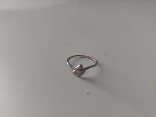 Ring met druppels, Sieraden, Tassen en Uiterlijk, Ringen, Nieuw, Dame, 17 tot 18, Zilver, Zilver, Verzenden