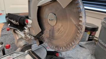 Metabo KGS 305 M - Afkortzaag beschikbaar voor biedingen