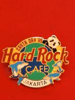 Hard Rock Cafe : JAKARTA , EMAILLE, € 11,- INCL.VERZENDEN, Verzamelen, Speldjes, Pins en Buttons, Verzenden, Zo goed als nieuw