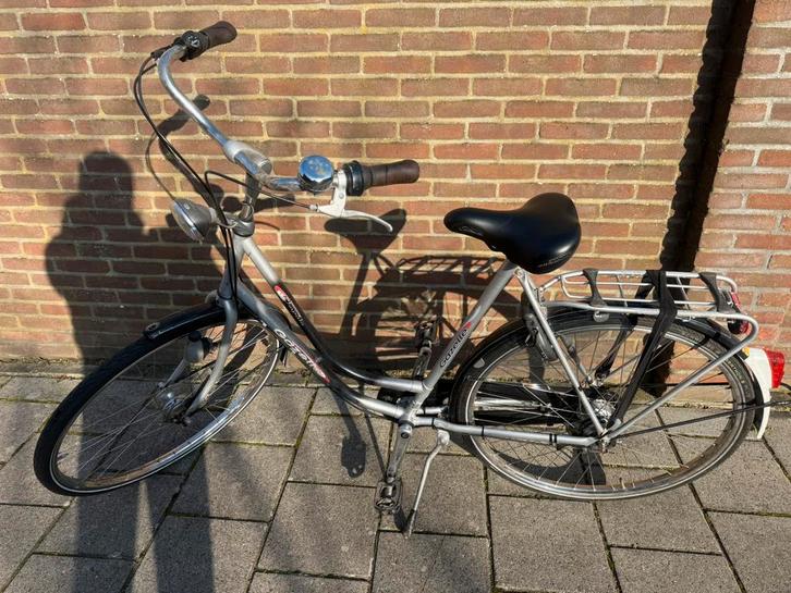 Gazelle impala damesfiets 28 inch 4 versnellingen, Fietsen en Brommers, Fietsen | Dames | Damesfietsen, Zo goed als nieuw, Gazelle