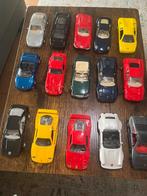 Te koop: 15 verschillende model auto’s, Hobby en Vrije tijd, Modelauto's | 1:24, Ophalen of Verzenden, Nieuw