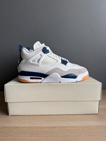 Nike SB x Air Jordan 4 Retro SP navy (Travis Scott, Maniere) beschikbaar voor biedingen