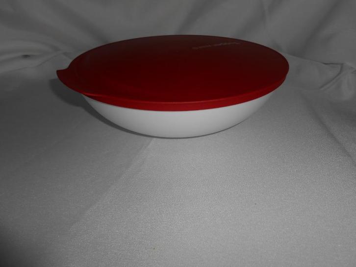 Tupperware Allegra Kom 1,5L Rond Rood-Wit NIEUW, Huis en Inrichting, Keuken | Tupperware, Nieuw, Bak of Kom, Wit, Rood, Ophalen of Verzenden