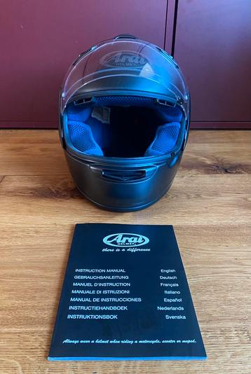 Arai motorhelm (maat 57-58 cm) beschikbaar voor biedingen