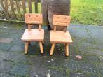 Twee kinderstoeltjes voor binnen, Ophalen, Zo goed als nieuw, Stoel(en)