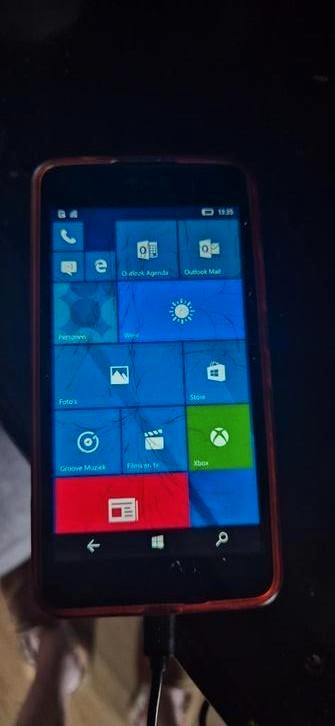 Windows telefoon (Lumia 640 LTE) beschikbaar voor biedingen